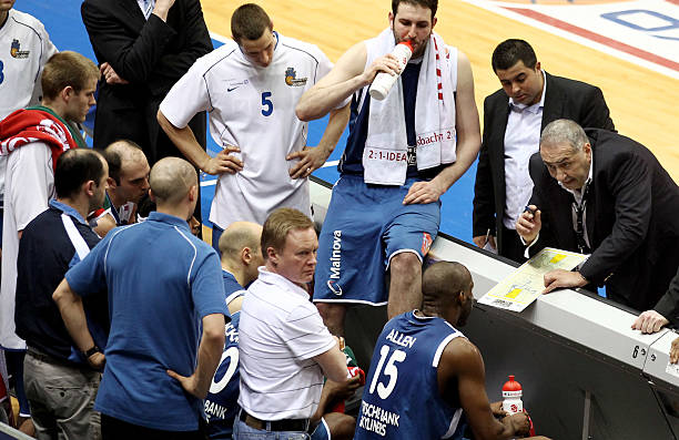 俱乐部的利 俱乐部的利