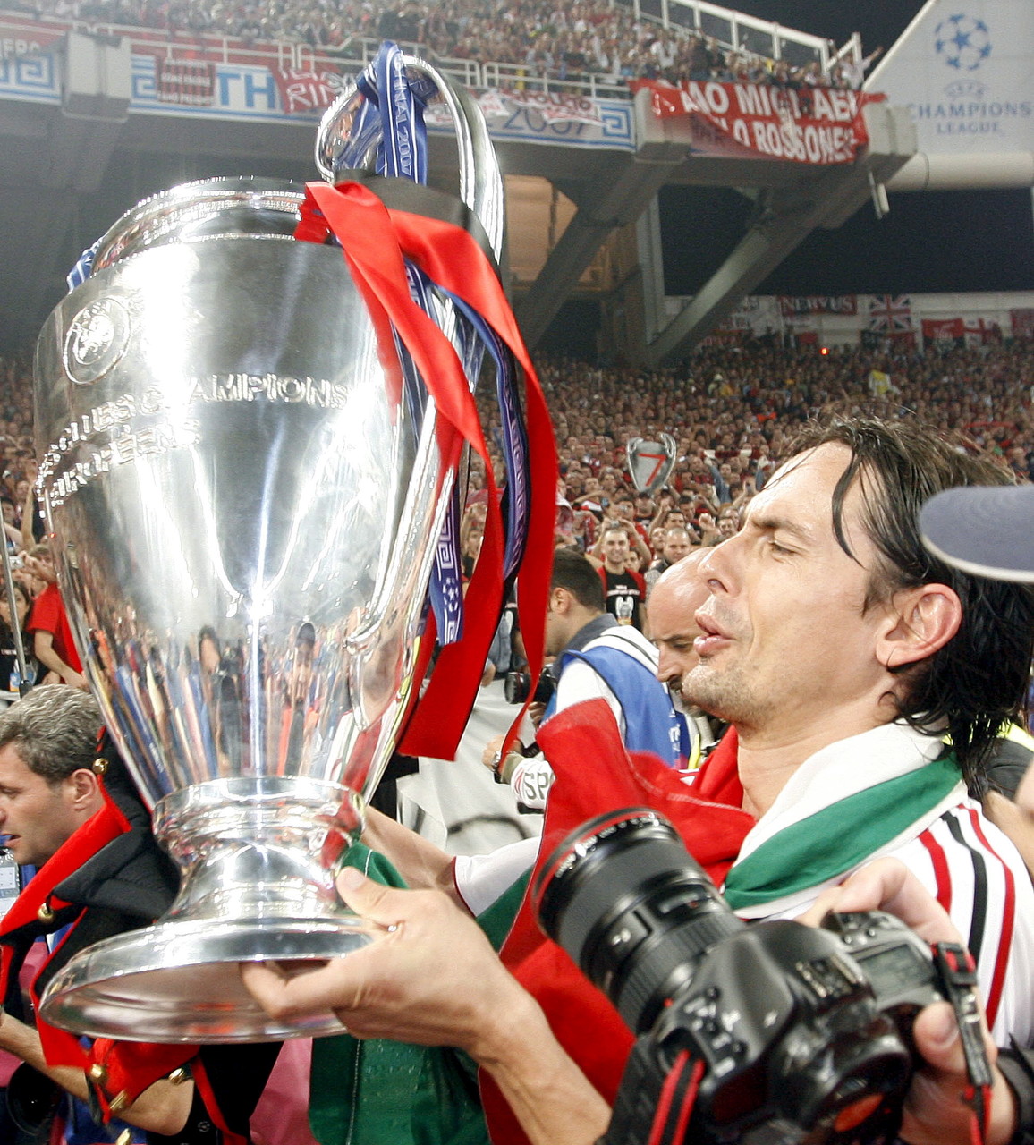 这使得他们 这使得他们